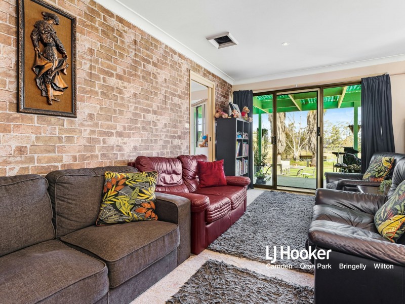 125 Whitaker Road, Rossmore NSW 2557