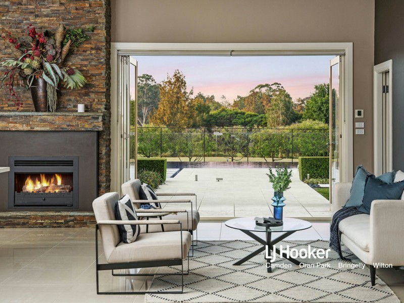 34 Cubitt Drive, Denham Court NSW 2565