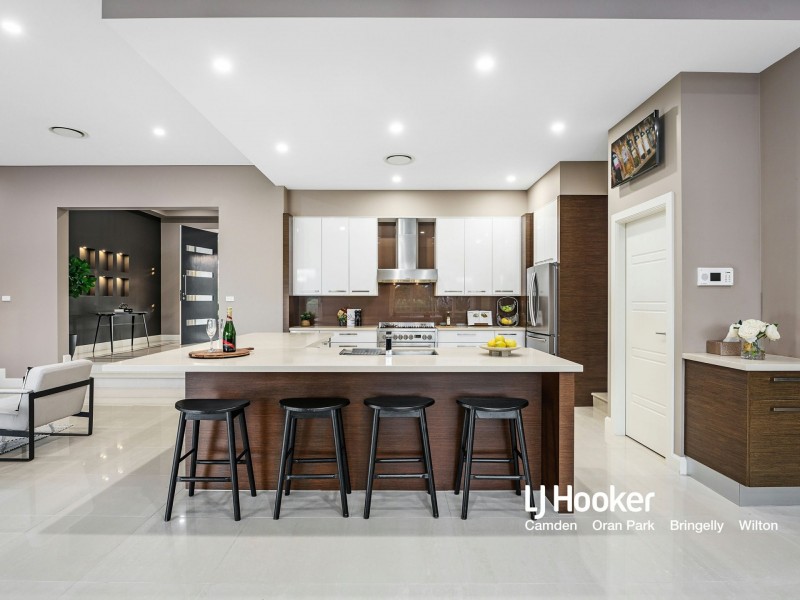 34 Cubitt Drive, Denham Court NSW 2565