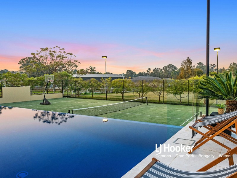 34 Cubitt Drive, Denham Court NSW 2565