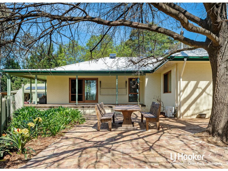 30 Strathmore Road, The Oaks NSW 2570