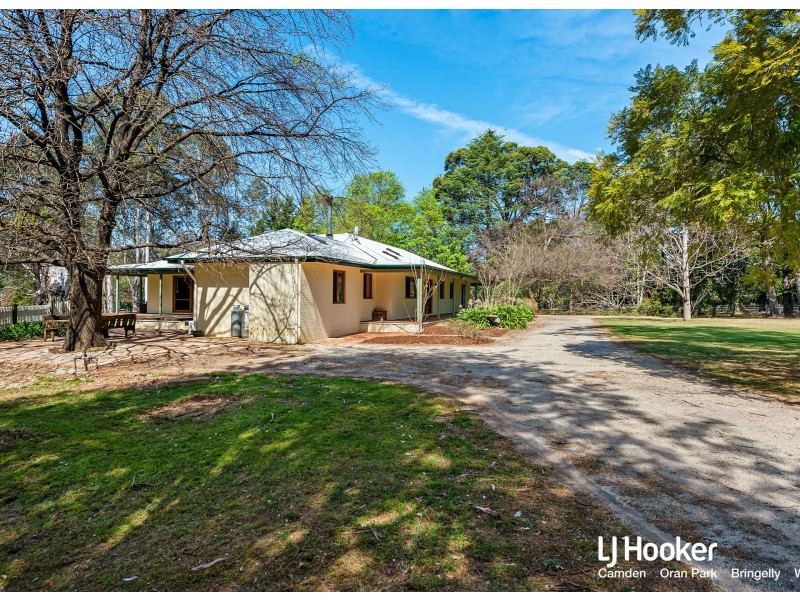 30 Strathmore Road, The Oaks NSW 2570