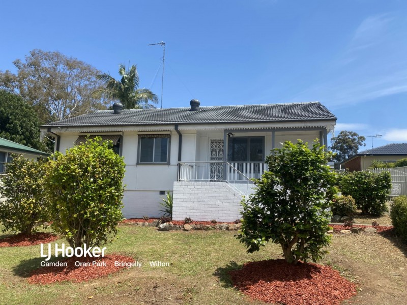 1 Coolalie Avenue, Camden South NSW 2570