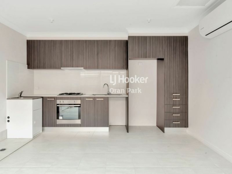 7B Faithful Street, Oran Park NSW 2570