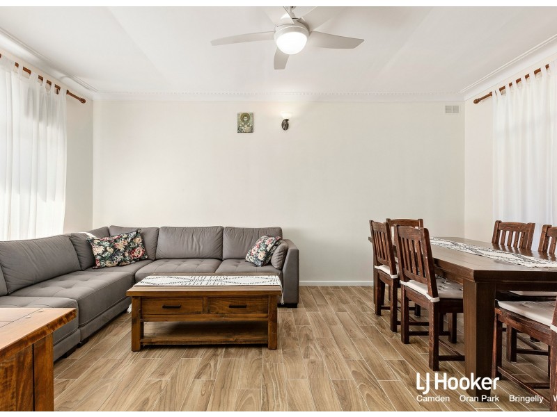 10 Hewison Avenue, Green Valley NSW 2168