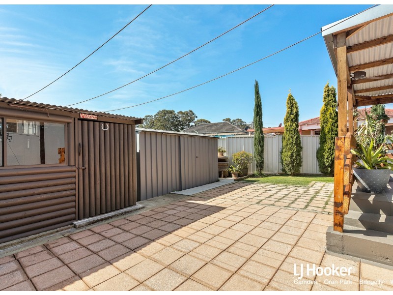 10 Hewison Avenue, Green Valley NSW 2168