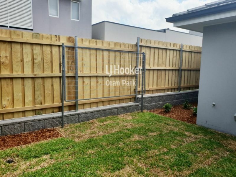 69 Central Avenue, Oran Park NSW 2570