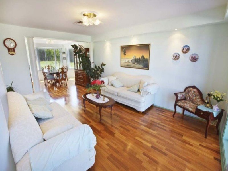 26 Kelvin Park Drive, Bringelly NSW 2556