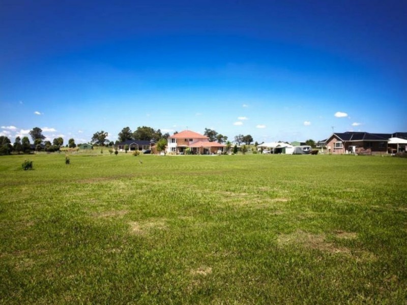 26 Kelvin Park Drive, Bringelly NSW 2556