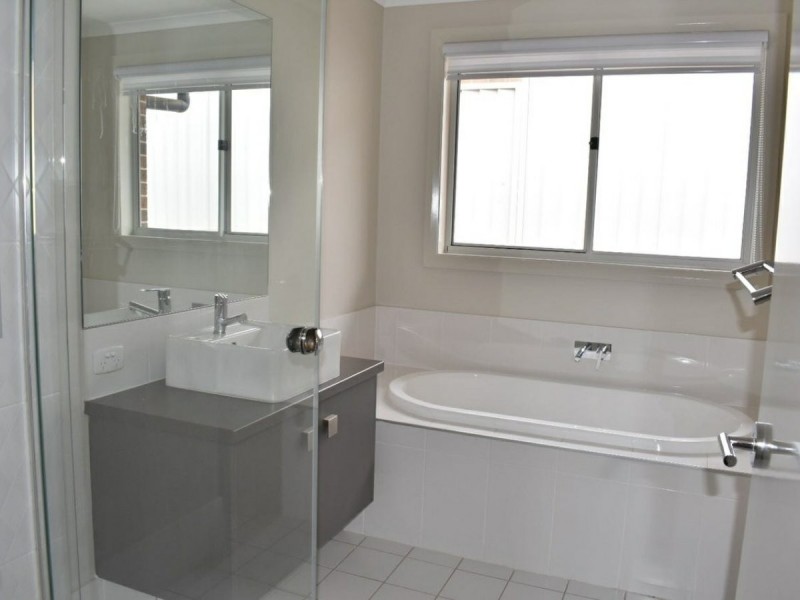 34 Atlee Street, Oran Park NSW 2570