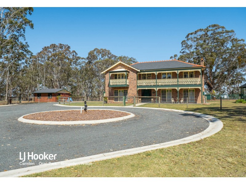 4 Top Ridge Road, Razorback NSW 2571