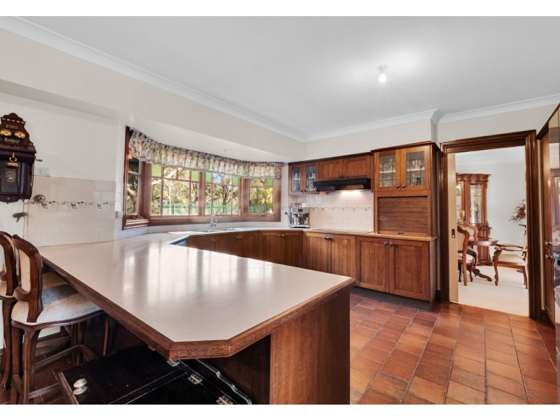 4 Top Ridge Road, Razorback NSW 2571