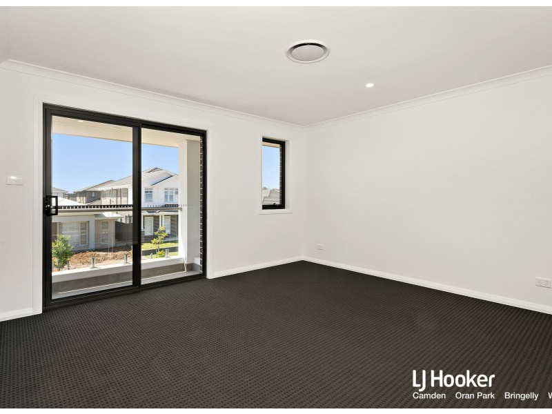 31 Burrough Street, Catherine Field NSW 2557