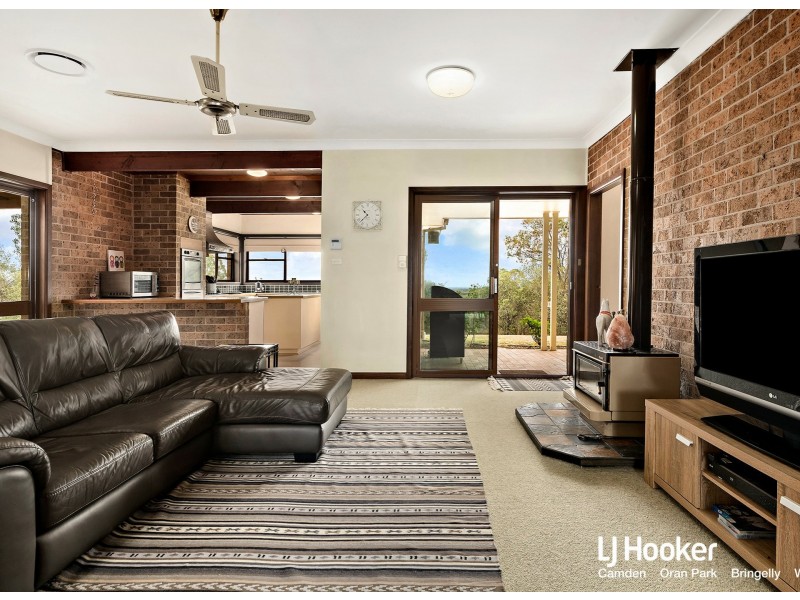 350 Rapleys Loop Road, Werombi NSW 2570