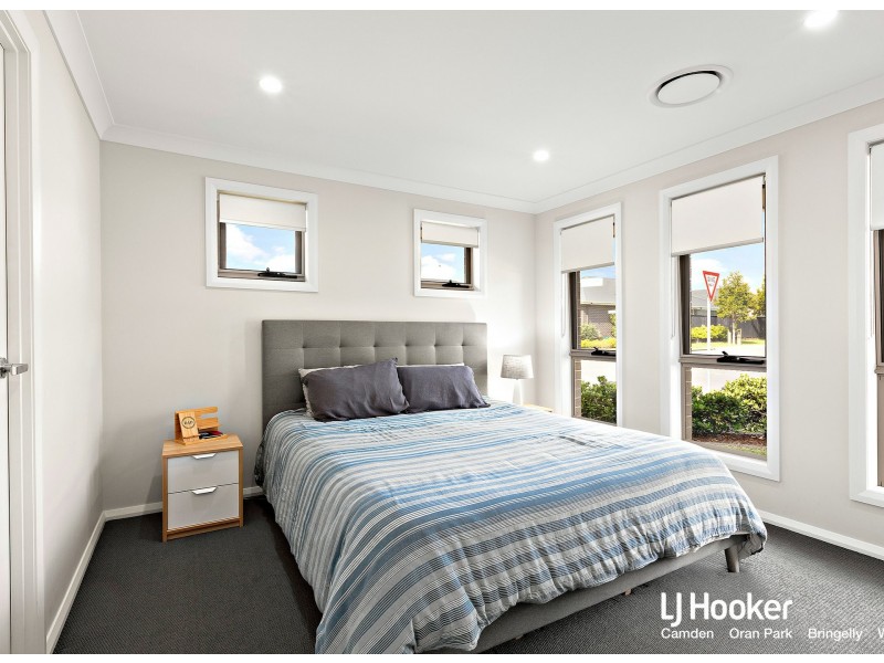 19 Bilson Road, Spring Farm NSW 2570