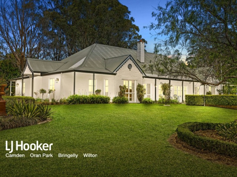 27 Cubitt Drive, Denham Court NSW 2565