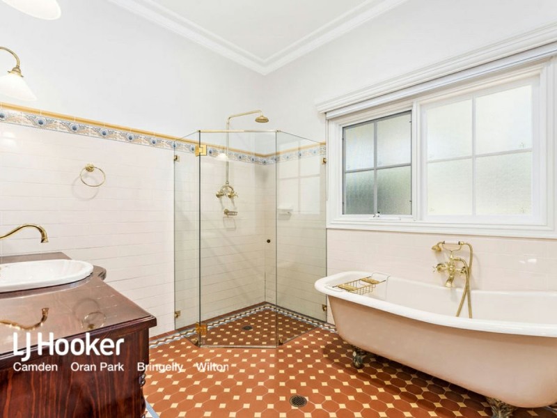 27 Cubitt Drive, Denham Court NSW 2565