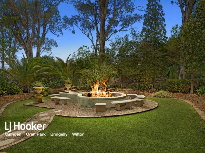 27 Cubitt Drive, Denham Court NSW 2565