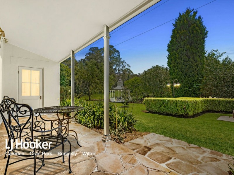 27 Cubitt Drive, Denham Court NSW 2565