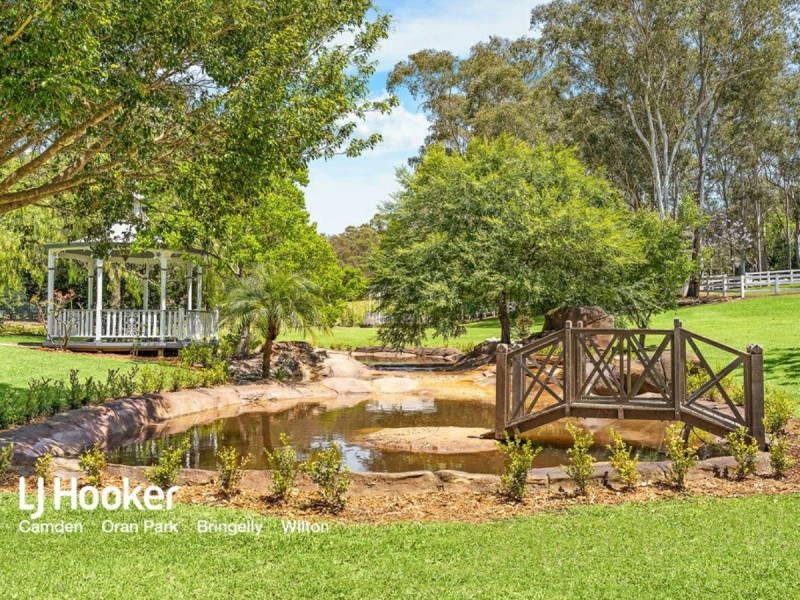 27 Cubitt Drive, Denham Court NSW 2565