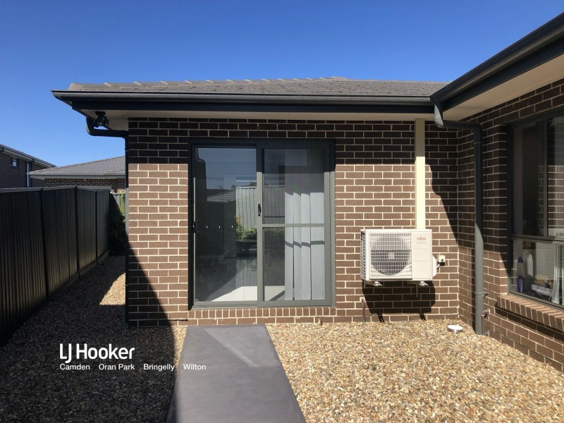 4B Russell Street, Oran Park NSW 2570