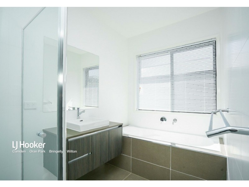 10 Goodluck Circuit, Cobbitty NSW 2570