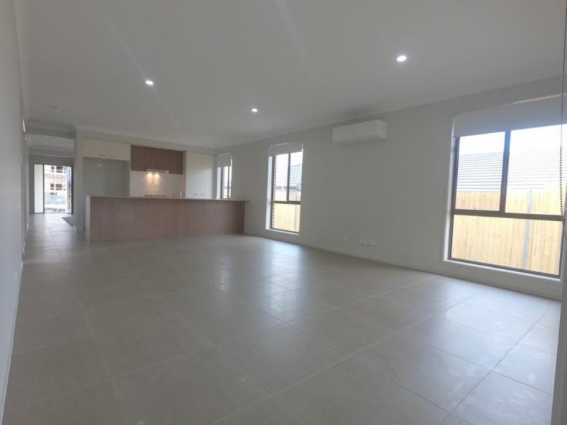 76 Richmond Road, Oran Park NSW 2570