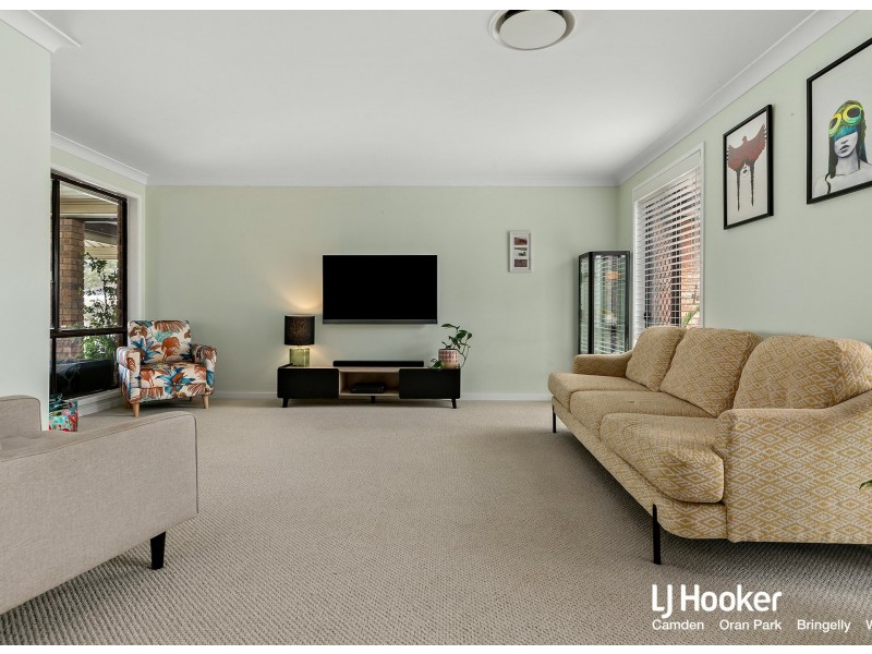 59 Southdown Road, Elderslie NSW 2570