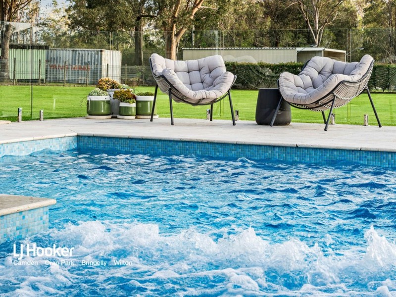 198 Georges River Road, Kentlyn NSW 2560