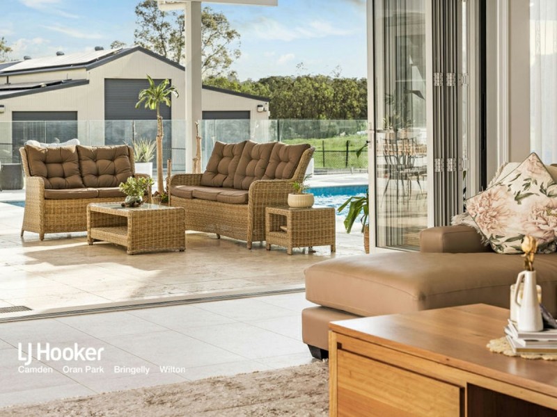 198 Georges River Road, Kentlyn NSW 2560