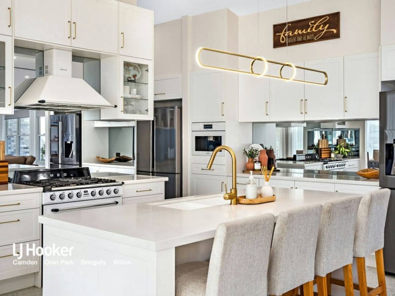 198 Georges River Road, Kentlyn NSW 2560