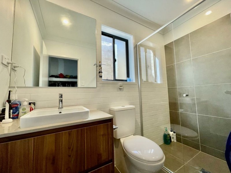 6 Hedge Street, Oran Park NSW 2570