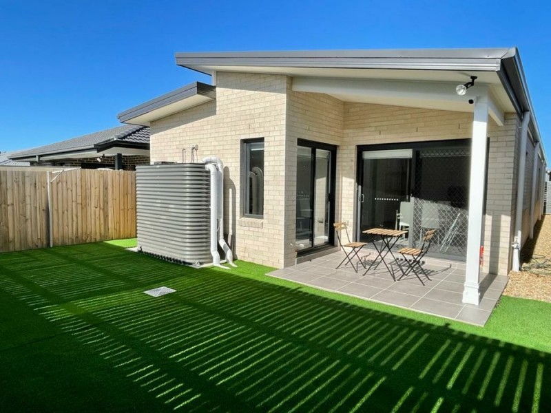 6 Hedge Street, Oran Park NSW 2570