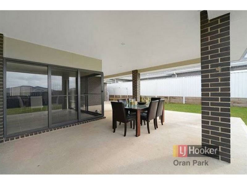 24 Geoghegan Circuit, Oran Park NSW 2570