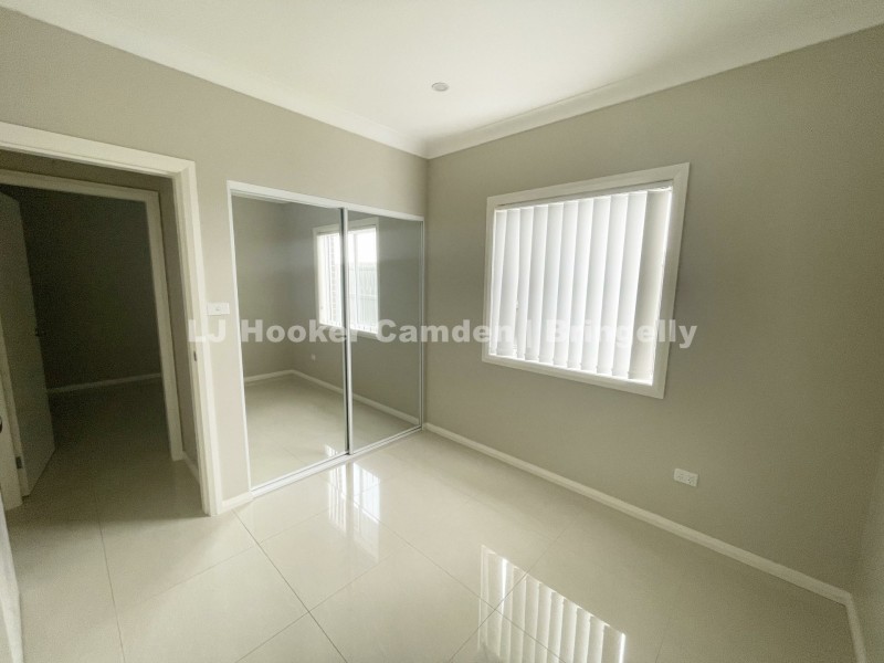34 Marshall Avenue, Spring Farm NSW 2570