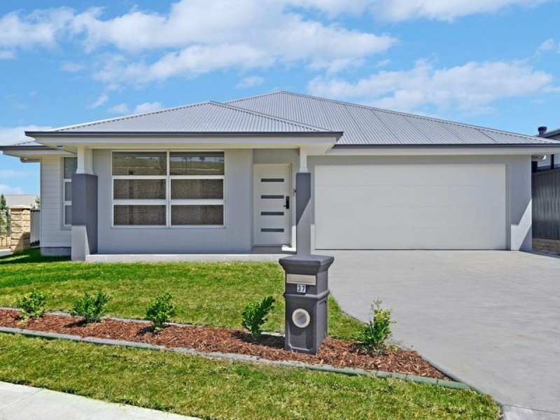 37 Sunstone Way, Leppington NSW 2179