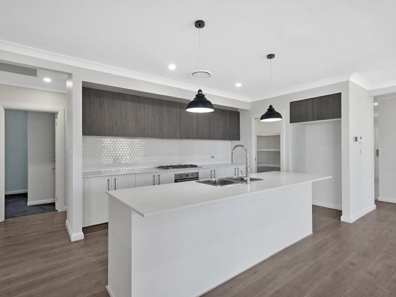 37 Sunstone Way, Leppington NSW 2179