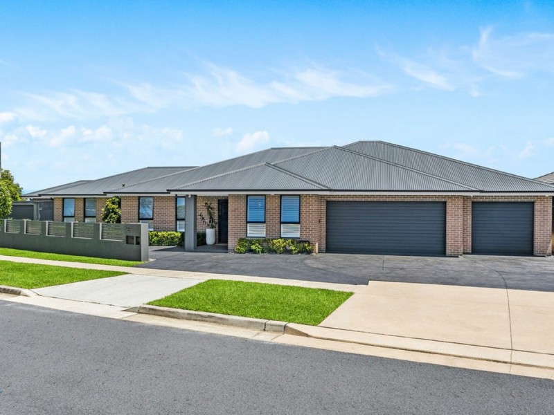 44A – 44B Austen Boulevard, Spring Farm NSW 2570