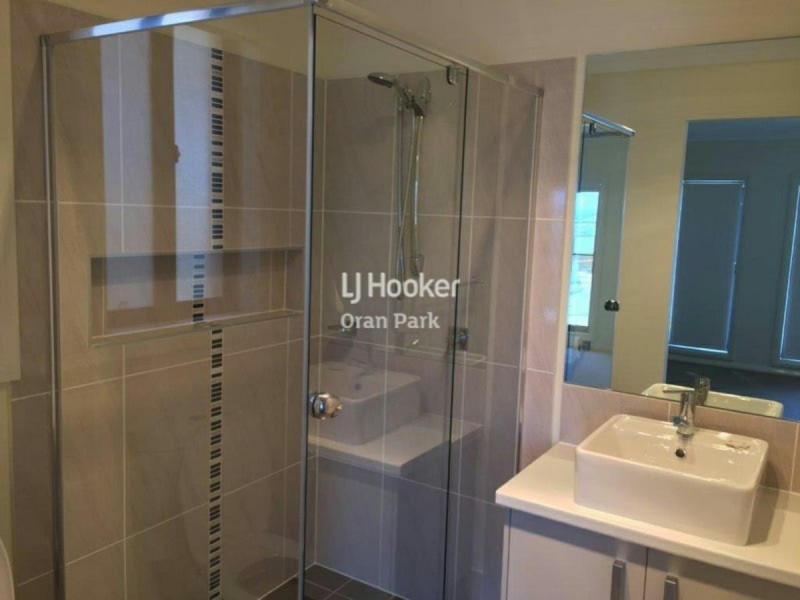 30 Buckingham Loop, Oran Park NSW 2570