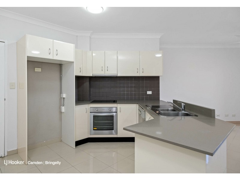 Unit 28/41 Woodhouse Drive, Ambarvale NSW 2560