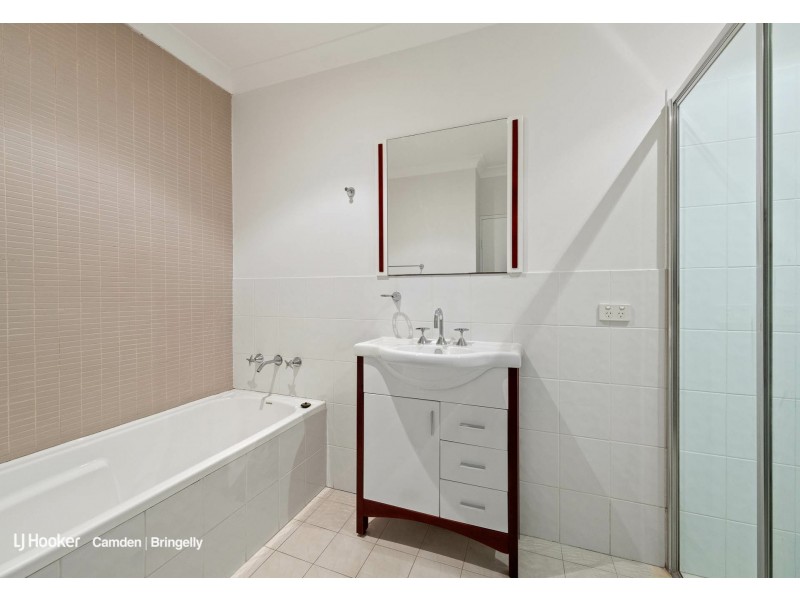 Unit 28/41 Woodhouse Drive, Ambarvale NSW 2560