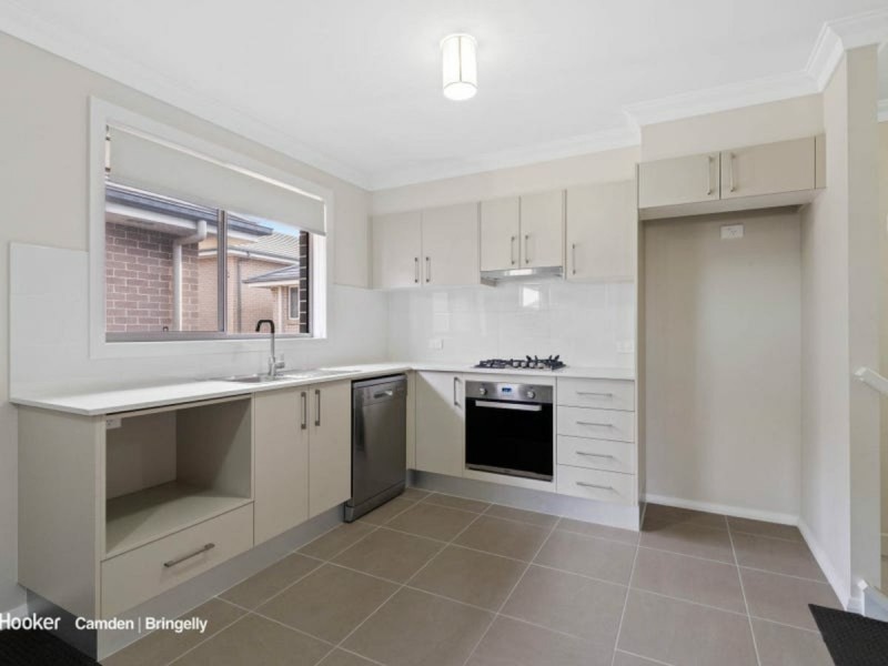 9 Mudgee Street, Gregory Hills NSW 2557