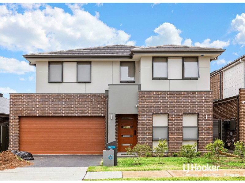 29 Tonkin Way, Oran Park NSW 2570