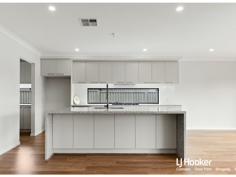 29 Tonkin Way, Oran Park NSW 2570