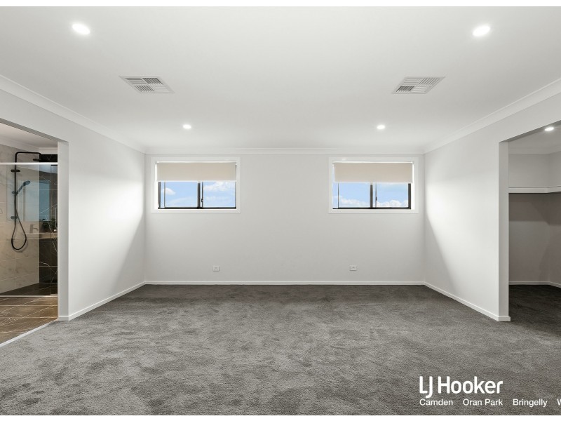 29 Tonkin Way, Oran Park NSW 2570