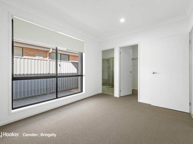 62 Battam Road, Gregory Hills NSW 2557