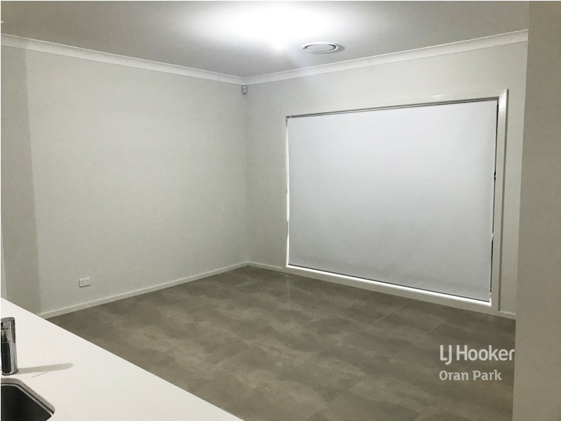 5 Boden Crescent, Oran Park NSW 2570