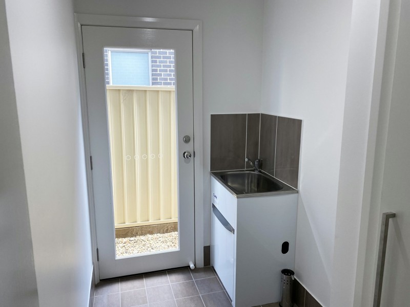 9 Thorpe Circuit, Oran Park NSW 2570