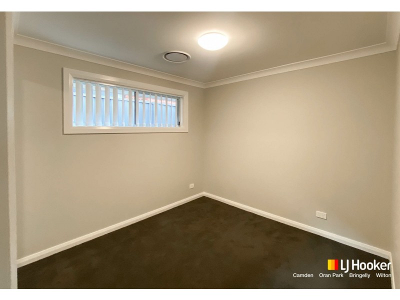 23 Toovey Avenue, Oran Park NSW 2570