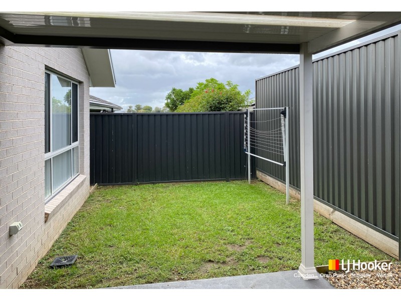 23 Toovey Avenue, Oran Park NSW 2570